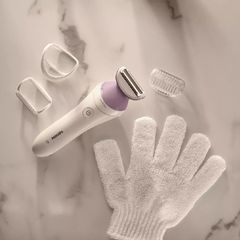 Máy cạo lông cho nữ Philips Lady Shaver BRL136/00 - Thiết kế nhỏ gọn, cạo khô và ướt, an toàn cho da, chăm sóc cá nhân hiệu quả