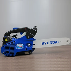 Máy cưa xích Hyundai HD3000 - Công suất 750W, Thiết kế gọn nhẹ, Cắt cây, Lý tưởng làm vườn, Xăng pha nhớt 25:1