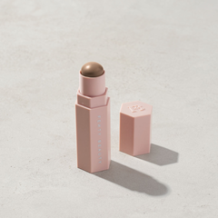Tạo Khối Dạng Thỏi Fenty Beauty Match Stix Contour Skinstick Amber - Dễ Tán, Phù Hợp Da Tông Lạnh, Trang Điểm Tự Nhiên, 7.1g