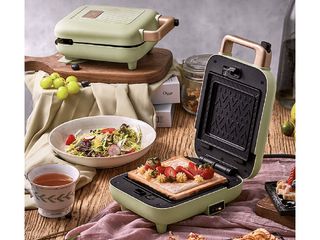 Máy Nướng Bánh Mì 2 Khay Bear C06M1 600W - Nướng Đều Bánh Sandwich Tự Động, Thiết Kế Gọn Nhẹ, An Toàn, Chống Dính