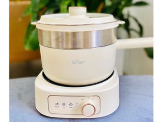 Nồi Lẩu Điện Đa Năng Bear SB-NL25L 1000W - Thiết Kế Tách Rời, Dễ Vệ Sinh, Nấu Lẩu, Hấp, Chiên, Rán, Xào Thực Phẩm Nhanh Chóng