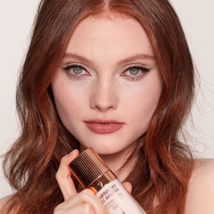 Kem Nền Charlotte Tilbury Airbrush Flawless Foundation - Che Phủ Tối Ưu, Lớp Nền Mịn Rạng Ngời Tự Nhiên, 30ml