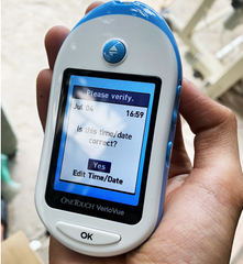 Máy Đo Đường Huyết OneTouch VerioVue - Nhanh Chóng, Chính Xác, Màn Hình LCD, Nút Đẩy Que Thử, Dùng Bluetooth, Lưu 500 Kết Quả