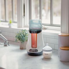 Máy Hâm Sữa Thông Minh Baby Brezza BRZ10020 - Kết Nối Bluetooth, 2 Chế Độ Hâm Nóng An Toàn cho Bé, Tiện Lợi và Hiện Đại