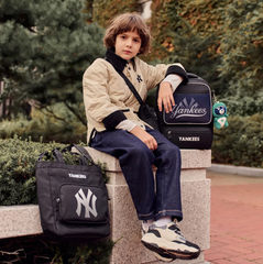 Set Balo Trẻ Em MLB Basic NY Yankees 7ABK0013N-50BKS Kèm Túi Tote Đen - Balo Chất Liệu Polyester Cao Cấp cho Bé Yêu