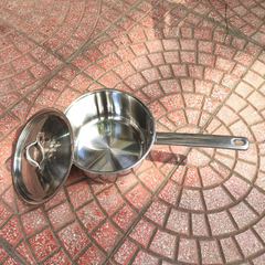 Quánh Inox Edelkochen 18cm Q18-3DED Đáy 5 Lớp Chất Liệu Inox 304 - Sử Dụng Được Trên Mọi Bếp, Tiết Kiệm Thời Gian Nấu Ăn