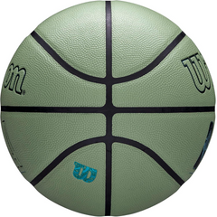 Bóng rổ Wilson NBA Forge Plus Eco - Bóng Chơi Trong Nhà & Ngoài Trời, Vật Liệu Tái Chế, Độ Bám Cao, Size 7