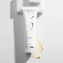Sữa Dưỡng Thể Làm Sáng Da ZO Skin Health Body Emulsion 240ml - Cung Cấp Độ Ẩm, Giảm Đốm Nâu, Phục Hồi Da Đều Màu