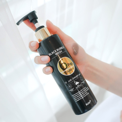 Sữa Tắm Trắng Da Nella Body Black Bubble Wash 6 Pep. Solution - Dưỡng Sạch Sâu, Làm Trắng, Cấp Ẩm Da Mềm Mại 245ml