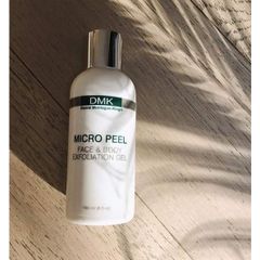 Gel Tẩy Tế Bào Chết Mặt và Toàn Thân DMK Micro Peel 180ml - Giúp Làm Sạch Da Mịn Màng, Chiết Xuất Tự Nhiên êm dịu, Không Kích Ứng