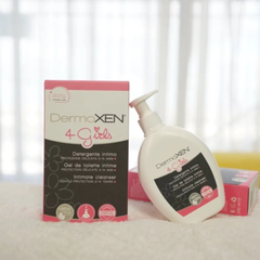 Dung dịch vệ sinh DermoXen 4 Girls 220ml cho bé gái 3-14 tuổi - Làm sạch nhẹ nhàng và cân bằng độ pH vùng kín trước dậy thì
