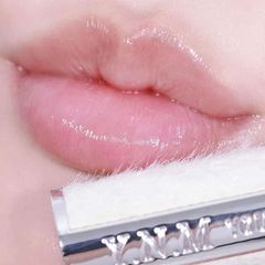 Son Dưỡng Ynm Natural Melting Honey Lip Balm 3G - Không Màu Lỗi Trắng
