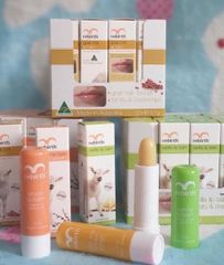 Son Chống Khô Và Nứt Nẻ Môi Rebirth 3.7G - Giải Pháp Dưỡng Ẩm Tự Nhiên, Bảo Vệ Môi Khỏi Oxy Hóa, Màu Sắc Tự Nhiên Quyến Rũ