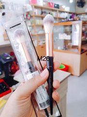 Cọ Trang Điểm Vacosi Tapered Highlighter M26 - Cọ Tạo Điểm Nhấn Chuyên Dụng Hàn Quốc Cho Khuôn Mặt Rạng Rỡ, Dễ Dàng Sử Dụng