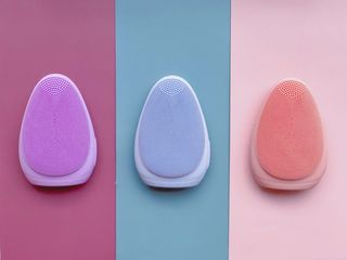 Máy Rửa Mặt Emmie By Happy Skin Premium Cleansing Brush
