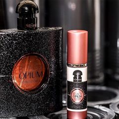 Nước hoa nữ YSL Black Opium - Hương thơm ngọt ngào quyến rũ bí ẩn, dịu dàng và đầy thu hút từ vani và cà phê đen.