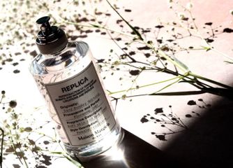 Nước Hoa Unisex Maison Margiela Replica Lazy Sunday Morning - Hương Xạ Hương Trắng Dịu Dàng, Sang Trọng, Gợi Cảm
