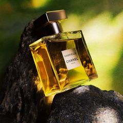 Nước hoa nữ Chanel Gabrielle thanh lịch sang trọng