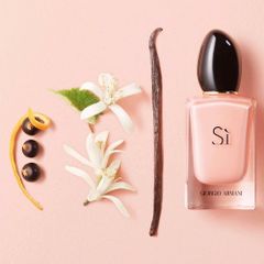 Nước hoa Giorgio Armani Si Fiori tinh tế nổi bật