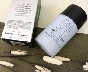 Lăn khử mùi nam Chanel Allure Homme Sport Stick Deodorant 75ml - Hương thơm tươi mát, lưu hương lâu đến 48h, thích hợp cho hoạt động thể thao.
