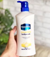 Sữa tắm dưỡng ẩm vaseline total moisture body wash 650ml