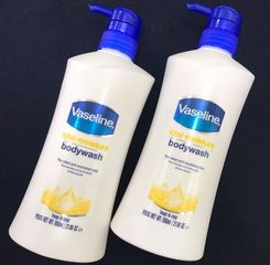 Sữa tắm dưỡng ẩm vaseline total moisture body wash 650ml