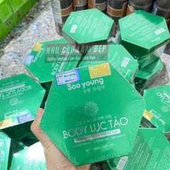 Kem body lục tảo Soo Young 250ml - Sữa dưỡng thể trắng da chiết xuất Spirulina, cấp ẩm và làm sáng da tự nhiên