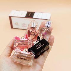 Set Quà Tặng Nước Hoa Nữ Salvatore Mini 5 Mùi