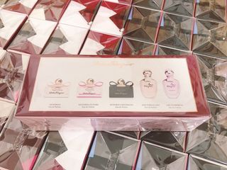 Set Quà Tặng Nước Hoa Nữ Salvatore Mini 5 Mùi