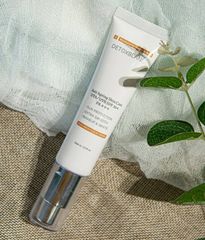 Kem Chống Nắng, Dưỡng Trắng Detox Blanc Tuýp 30 Ml