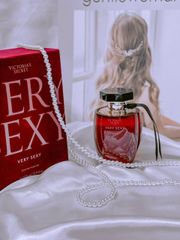 Nước hoa nữ Victoria's Secret Very Sexy EDP - Hương thơm quyến rũ, ngọt ngào, phong cách gợi cảm, lưu hương lâu, quà tặng lý tưởng.