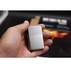 Bật lửa Zippo 205 –Bật lửa Zippo Satin Chrome nhám chính hãng Mỹ