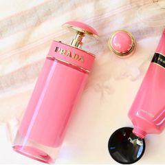 Nước hoa nữ Prada Candy Gloss EDT - Hương hoa trái cây ngọt ngào, gợi cảm và trẻ trung, món quà hoàn hảo cho phái đẹp.