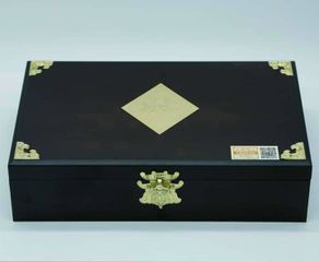 Cao Hồng Sâm 6 Năm Tuổi Hàn Quốc Hộp Gỗ Cao Cấp - Set 4 Lọ Bổ Sung Sức Khỏe, Giảm Căng Thẳng, Tăng Cường Sinh Lực
