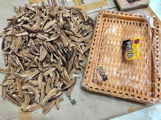 Nấm Linh Chi Đỏ Hàn Quốc 1kg - Khay Mây Tốt cho Sức Khỏe, Giải Độc Gan, Chống Oxy Hóa, Quà Biếu Sang Trọng