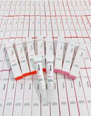 Son Dưỡng Môi Kyung Lab Young Lip Repair Honey - Màu Đỏ, Phục Hồi Nhanh, Dưỡng Ẩm Từ Thiên Nhiên, Sữa Ong Chúa, Bơ Hạt Mỡ