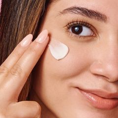 Kem Lót Kiềm Dầu Catrice The Mattifier Oil-Control Primer 30ml - Giữ Lớp Trang Điểm Bền Màu, Chống Bóng Nhờn, Che Khuyết Điểm Tự Nhiên