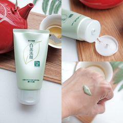 Sữa Rửa Mặt Trà Xanh Rohto Shirochasou 120g - Bọt Mịn Sakun, Làm Sáng Da, Ngăn Ngừa Mụn, Chiết Xuất Từ Trà Xanh Nhật Bản
