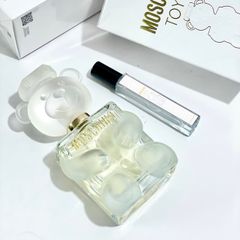 Nước hoa Moschino Toy 2 EDP trắng 10ml - Hương thơm tươi mát trẻ trung, thiết kế gấu Teddy dễ thương, phong cách độc đáo cho nữ giới.