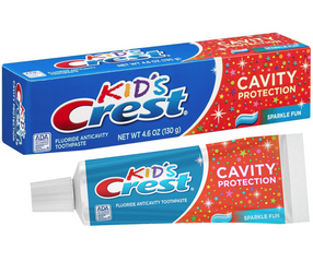 Kem Đánh Răng Crest Kids 130g - Bảo Vệ Răng Miệng Chống Sâu Răng với Hương Vị Sparkle Fun Cho Trẻ Em Từ 2 Tuổi