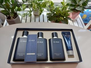 Bộ Dưỡng Da Nam Giới OHUI Meister For Men Hydra - Set 3 Sản Phẩm Chăm Sóc Da Sâu, Giúp Sáng Da và Se Khít Lỗ Chân Lông