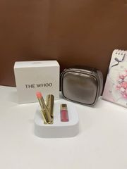 Bộ Son Dưỡng Chống Nắng Whoo Glow Lip Balm Phiên Bản Giới Hạn + Tặng Ví Da & Son Kem Lì - Son Môi SPF10 Tự Nhiên, Sáng Màu