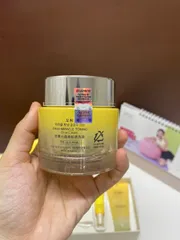 Set kem dưỡng trắng và căng bóng da Ohui Miracle Toning Glow Cream