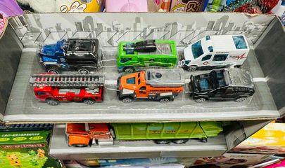 Bộ đồ chơi xe tải lớn chở 6 xe nhỏ chạy bằng đà 551-2 - Đồ chơi trẻ em chất lượng cao, thú vị và hấp dẫn