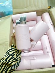 Bộ Cọ Trang Điểm Luxie Rose Gold - 7 Cây Cọ Sang Trọng Với Hộp Đựng Cute, Lớp Phủ Mỏng Mịn Tự Nhiên
