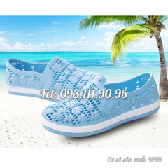 Giày nữ thời trang chống trượt hoạ tiết hoa mai – Mã số 2001 127116