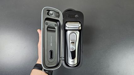 Máy cạo râu Braun Series 9 Pro Premium 9477 - Đầu ProLift, Sạc Dễ Dàng, Sản Xuất Tại Đức, Cạo Râu Nhẹ Nhàng, Hiệu Quả Cao