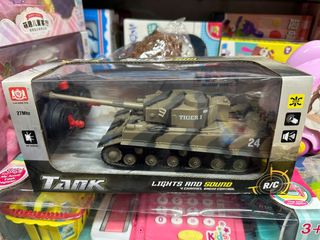 Đồ Chơi Xe Tăng Điều Khiển Từ Xa 539-1 - Có Đèn Âm Thanh, Chơi Điện Tử Thú Vị, Quà Tặng Trẻ Em Sáng Tạo