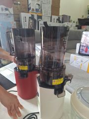 Máy Ép Chậm Nguyên Quả SAVTM JE-46 (Model New) - Hàng Nhập Khẩu