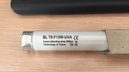 Đèn bắt muỗi TAIWAN 15W - Bóng thu hút côn trùng hiệu quả, Giải pháp chống muỗi an toàn cho gia đình bạn